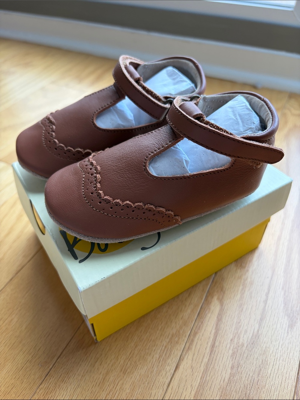 Baby Boden leather baby shoes